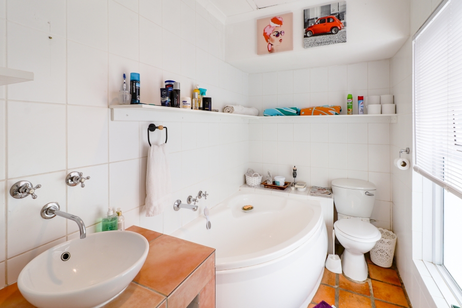3 Bedroom Property for Sale in Paradyskloof Western Cape